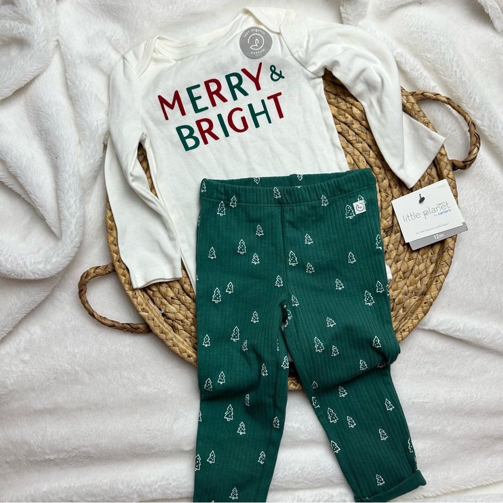 12m NWT Carter’s Organics Christmas Set